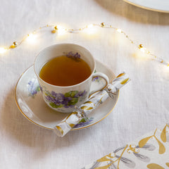 Mistletoe Christmas Saucer Crackers - 10 Pack Display | Christmas Decor |